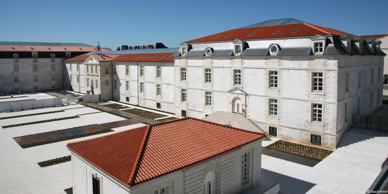 Residence De L'Arsenal Royal - Meubles De Tourisme Rochefort  Exterior foto